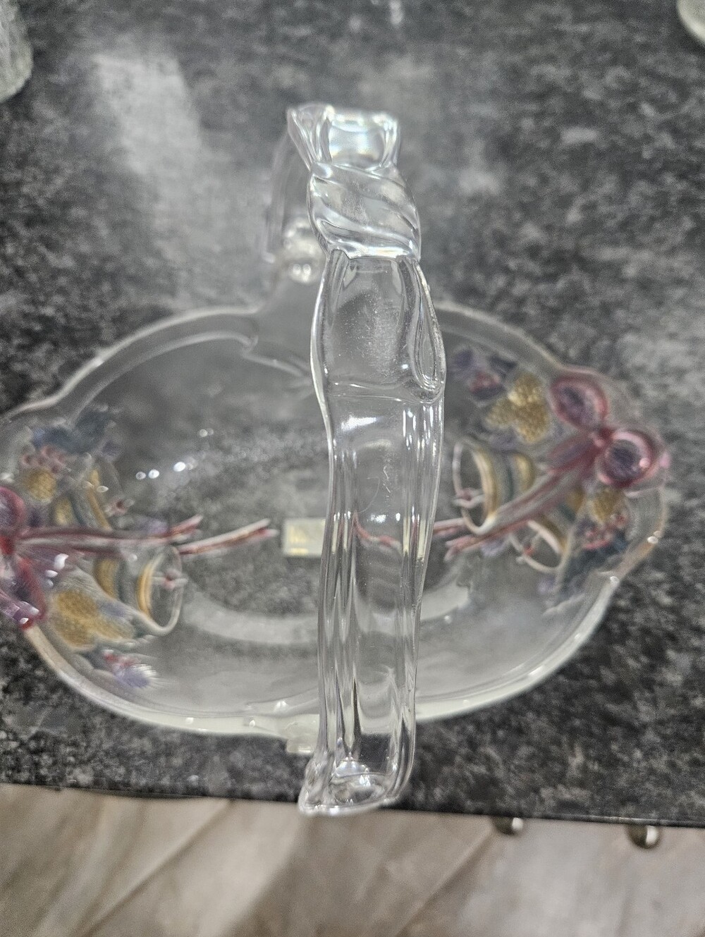 Mikasa Clear Glass Dish with Subtle Pink Accents Brand New